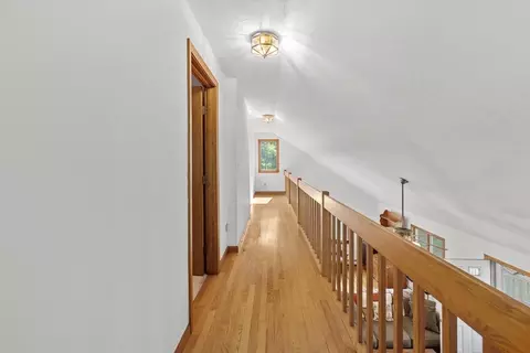 Entry Way - 110 High St # B, Upton, MA 01568 photo 4 of 6