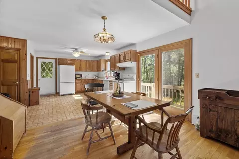 Dining - 110 High St # B, Upton, MA 01568 photo 1 of 2