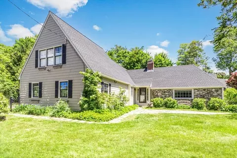 32 Branch St, Scituate, MA 02066