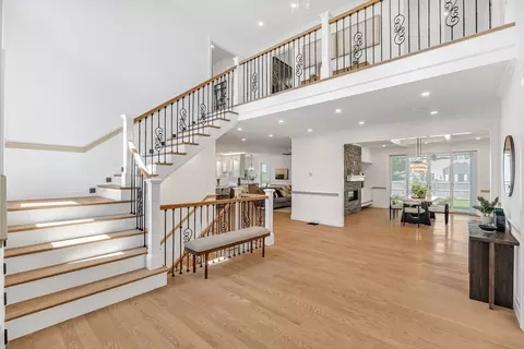 Entry Way - 57 Mayflower Rd, Needham, MA 02492 photo 2 of 3