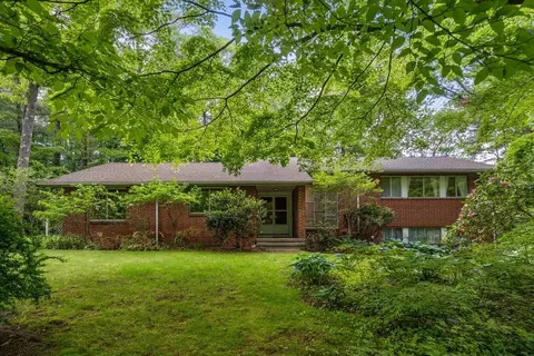 26 Arrowhead Rd, Weston, MA 02493