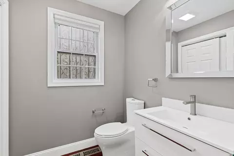 85 Pine St, Franklin, MA 02038 photo 8