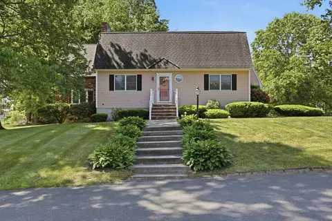 1 Alderbrook Ln, Methuen, MA 01844