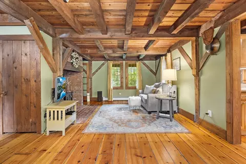 Living - 309 Mendon Rd, Sutton, MA 01590 photo 1 of 3
