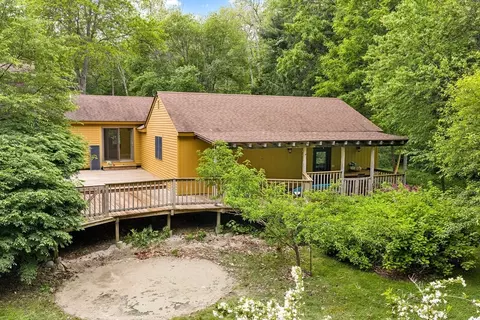 Exterior - 309 Mendon Rd, Sutton, MA 01590 photo 6 of 9