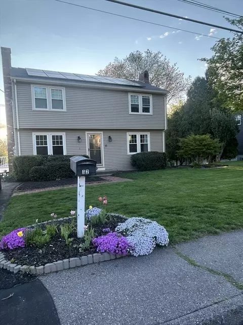 17 Bandy Ln, Milford, MA 01757