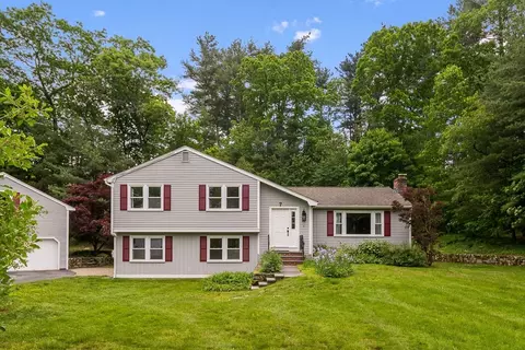 7 Banbury Dr, Westford, MA 01886