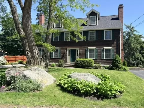 1 Greystone Ln # B, Rockport, MA 01966