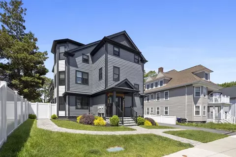 25 Bentley #1, Brighton, MA 02135