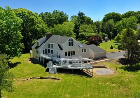 199 John Wise Ave, Essex, MA 01929
