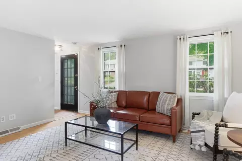 10 Arnold Rd, Framingham, MA 01701 photo 13