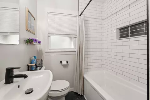 78 Marble Ave, Chicopee, MA 01013 photo 18