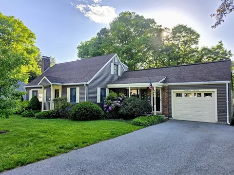 24 Still Dr, Hudson, MA 01749