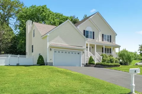 4 Olympic Village Dr, Methuen, MA 01844