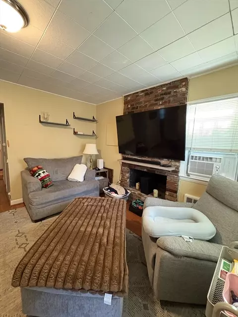 Living - 25 Gilford Rd, Hingham, MA 02043 photo 1 of 2