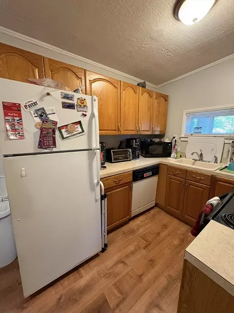Kitchen - 25 Gilford Rd, Hingham, MA 02043 photo 1 of 2