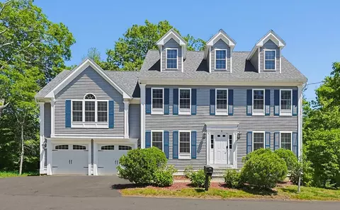 5 Courtney Ln, Andover, MA 01810