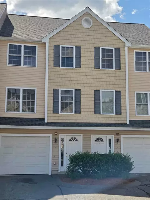 417 Hildreth St #6, Lowell, MA 01850