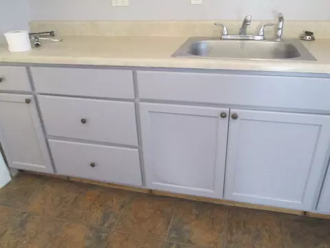 3 Lynn St, Fitchburg, MA 01420