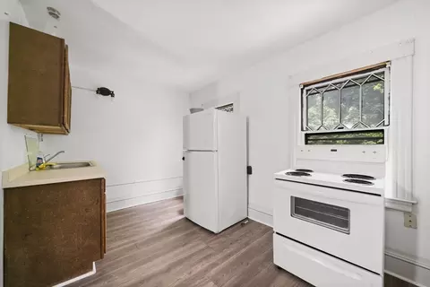 Kitchen - 363 White St, Springfield, MA 01108 photo 3 of 4