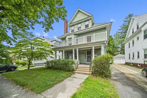 363 White St, Springfield, MA 01108