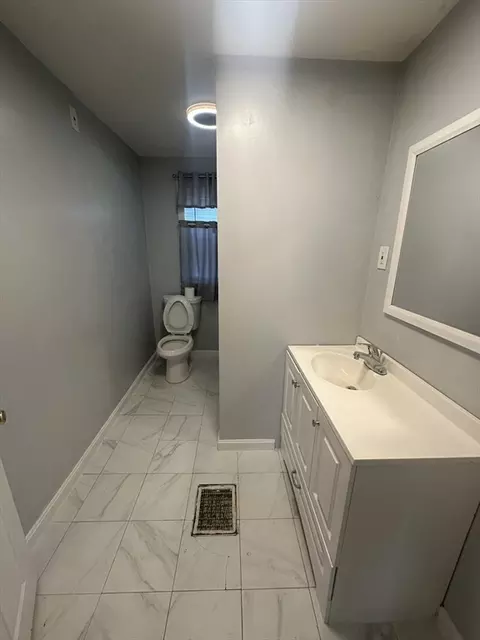 Bath - 1 Eames Ave, Worcester, MA 01603 photo 2 of 3