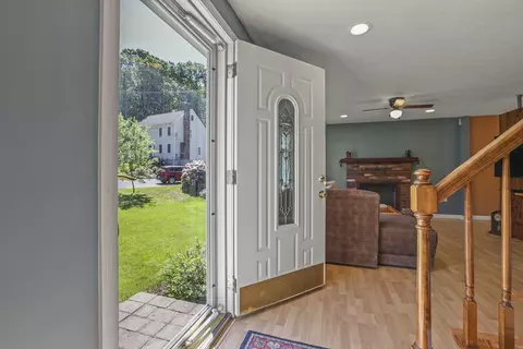 Entry Way - 8 Walker Rd, Franklin, MA 02038 photo 1 of 6