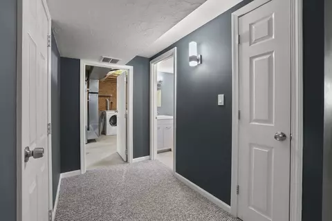Entry Way - 8 Walker Rd, Franklin, MA 02038 photo 6 of 6
