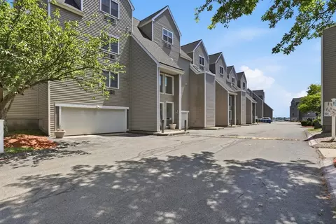 117 Water St #24, Beverly, MA 01915