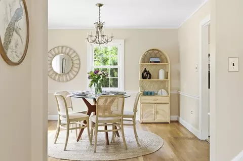 231 Moss Hill Rd, Jamaica Plain, MA 02130