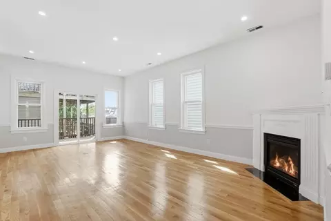 357 W Fourth St #2, Boston, MA 02127