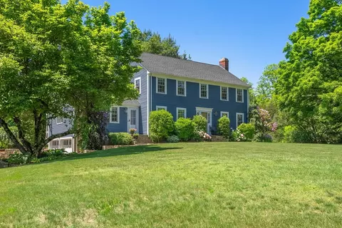 2 Russett Hill Rd, Sherborn, MA 01770