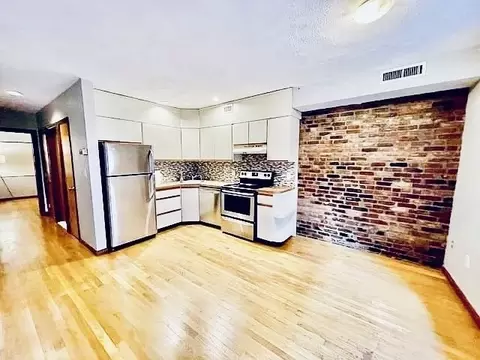 8 Wiget #2, Boston, MA 02113