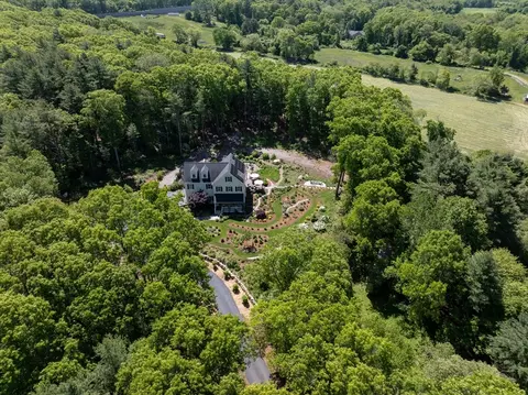 178 Pine Hill Rd, Westport, MA 02790