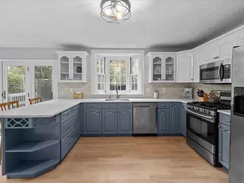 266 Algonquin Ave, Mashpee, MA 02649 photo 10
