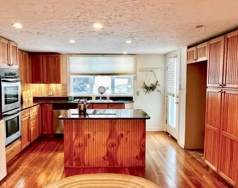 Kitchen - 214-216 River Rd E, Berlin, MA 01503 photo 1 of 4