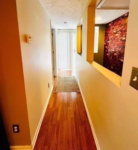 Entry Way - 214-216 River Rd E, Berlin, MA 01503 photo 1 of 2