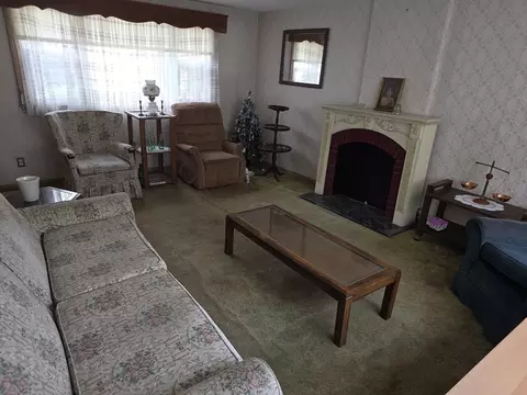 Living - 445 E 5th St, Boston, MA 02127 photo 4 of 10