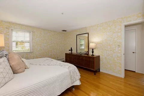 Bedroom - 87 Hancock Rd, Needham, MA 02492 photo 3 of 6