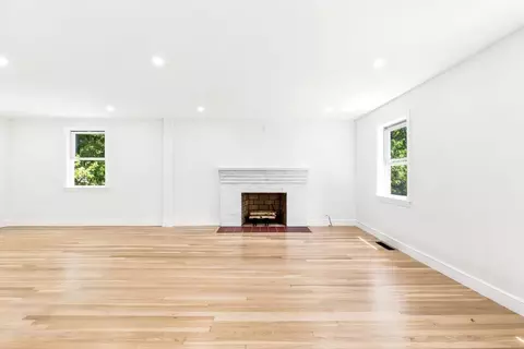 Living - 29 Sumner St, Canton, MA 02021 photo 7 of 8