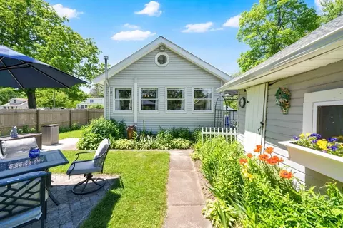 Exterior - 121 Merrill Rd, Springfield, MA 01119 photo 4 of 5