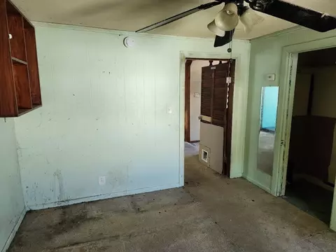 Bedroom - 156 Grattan St, Chicopee, MA 01020 photo 5 of 11