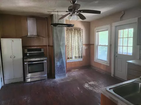 Other - 156 Grattan St, Chicopee, MA 01020 photo 1 of 10