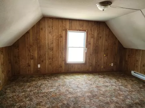 Bedroom - 156 Grattan St, Chicopee, MA 01020 photo 9 of 11