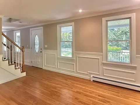 Living - 744 Old Barnstable Rd, Mashpee, MA 02649 photo 1 of 3