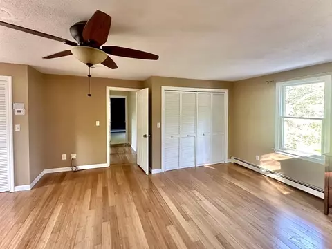 Bedroom - 744 Old Barnstable Rd, Mashpee, MA 02649 photo 3 of 6