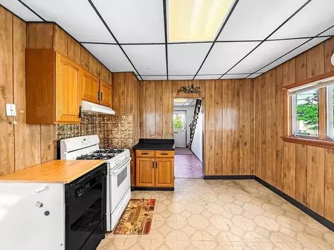 38 Adams Ave, Everett, MA 02149 photo 5