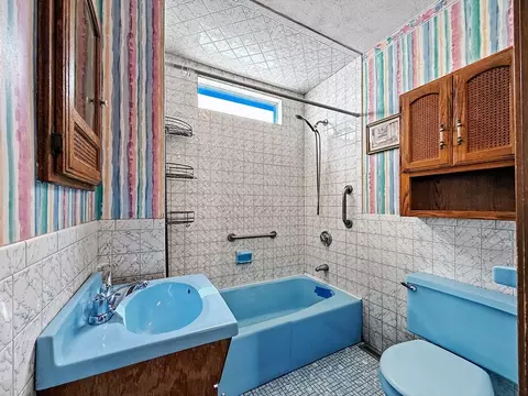 38 Adams Ave, Everett, MA 02149 photo 6