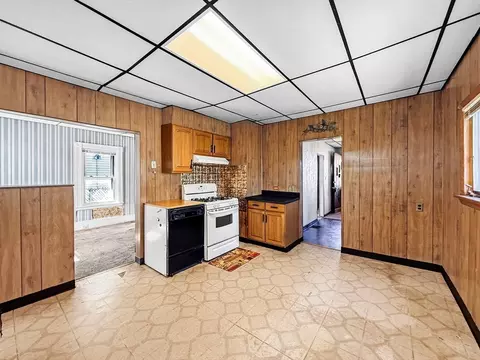 38 Adams Ave, Everett, MA 02149 photo 4