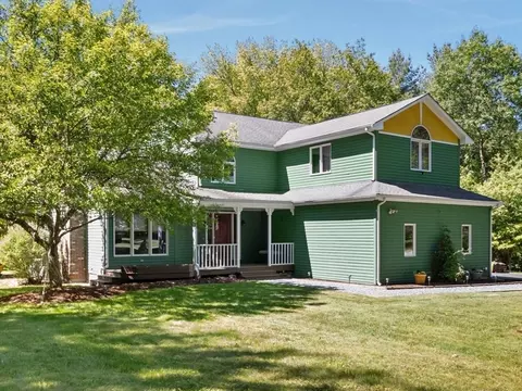 1835 Oak Grove Dr, Dighton, MA 02764